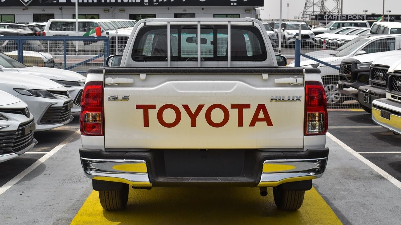 Toyota Land Cruiser 70 4.0L V6 Petrol M/T