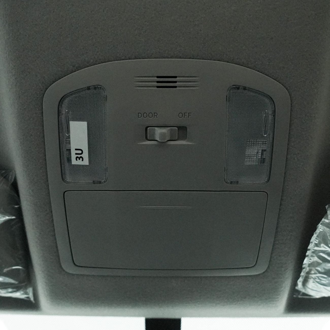 تويوتا هيلوكس DLX 2.4 L | Diesel | 4x4 | D/C | M/T | DIFFLOCK | EXPORT ONLY !