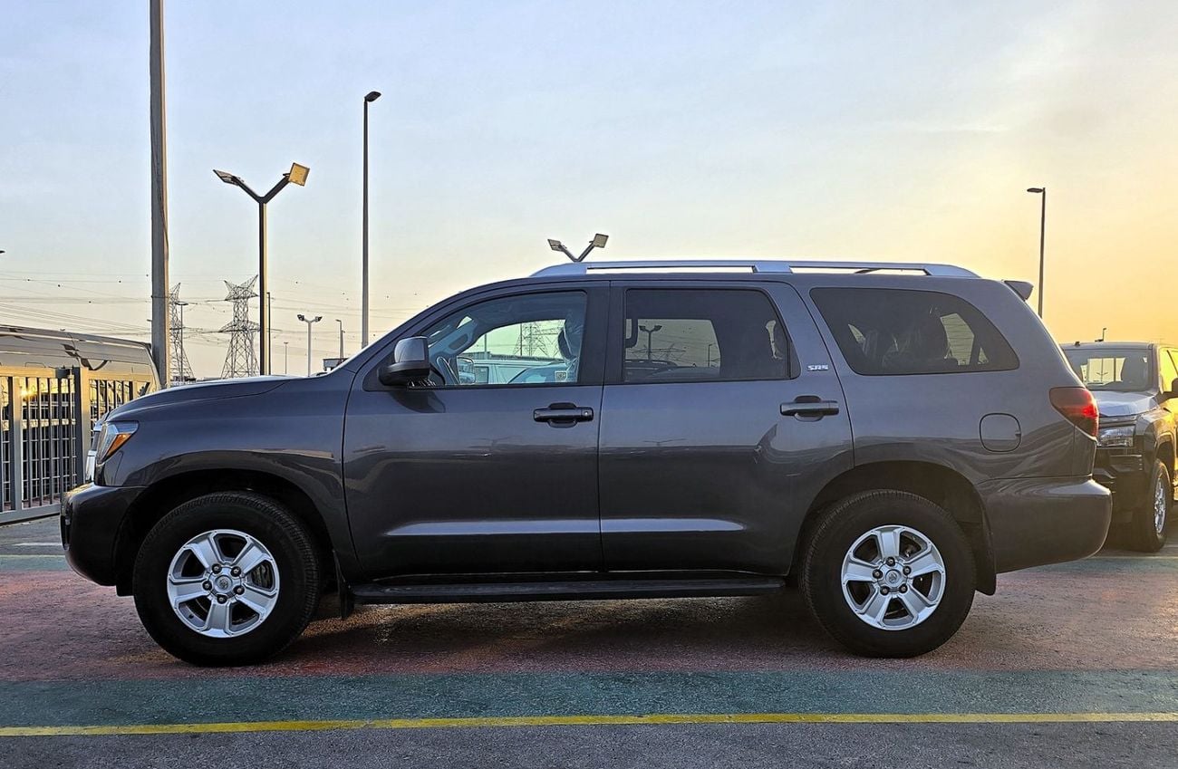 Toyota Sequoia SR5 2021 USA specs