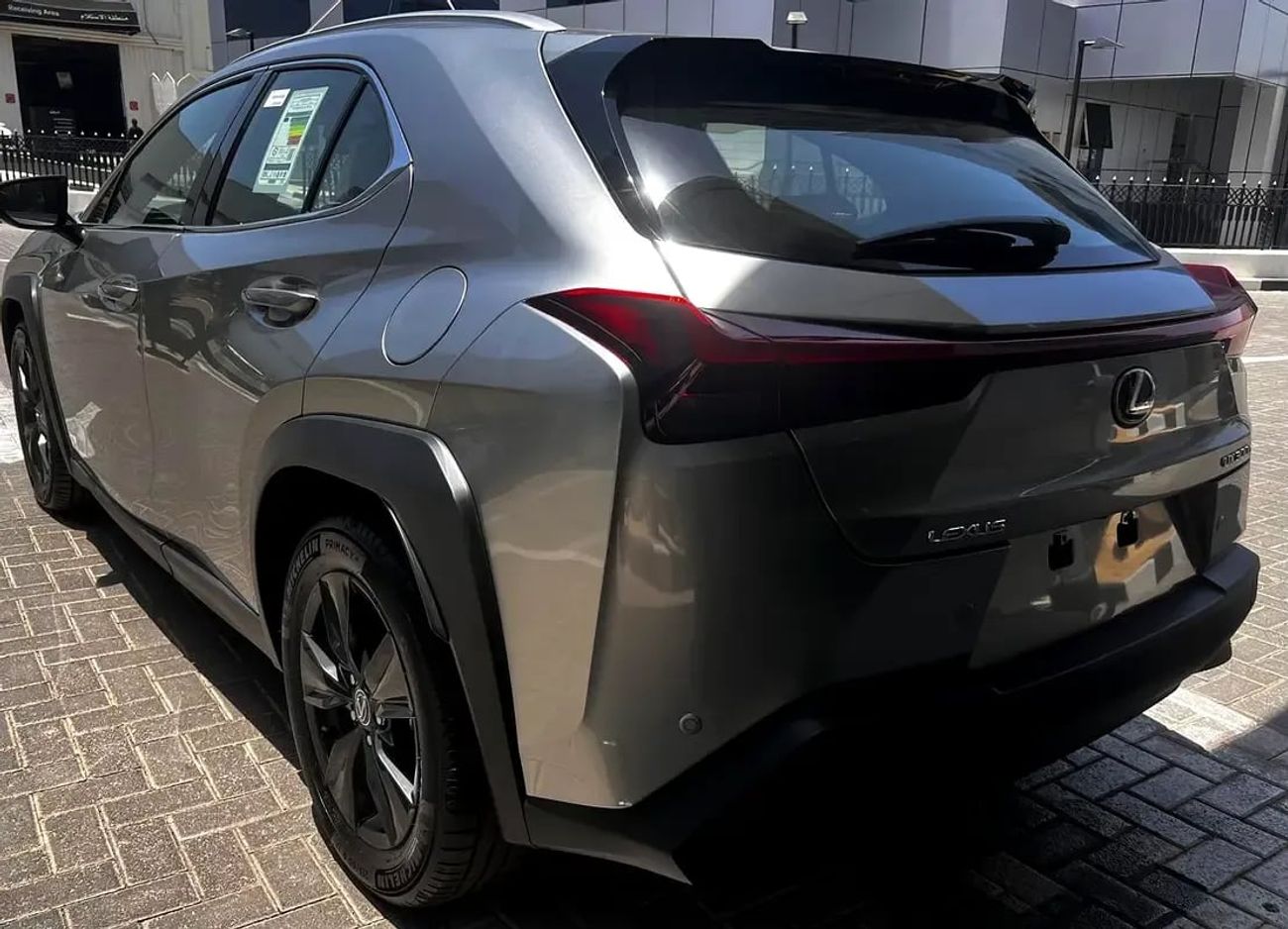 لكزس UX300h Elite Lexus UX 300e 2025 مواصفات خليجية