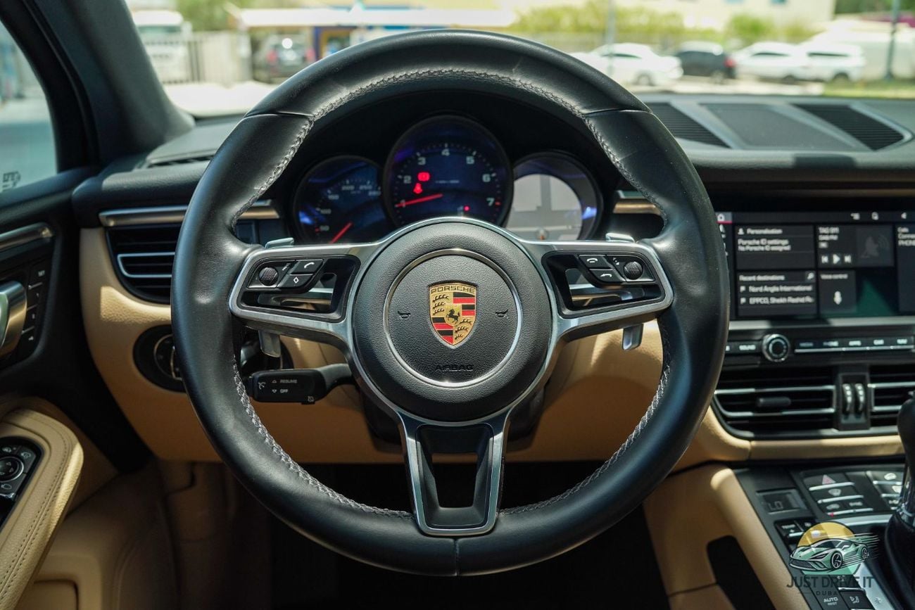 بورش ماكان Std 2.0L (252 HP)