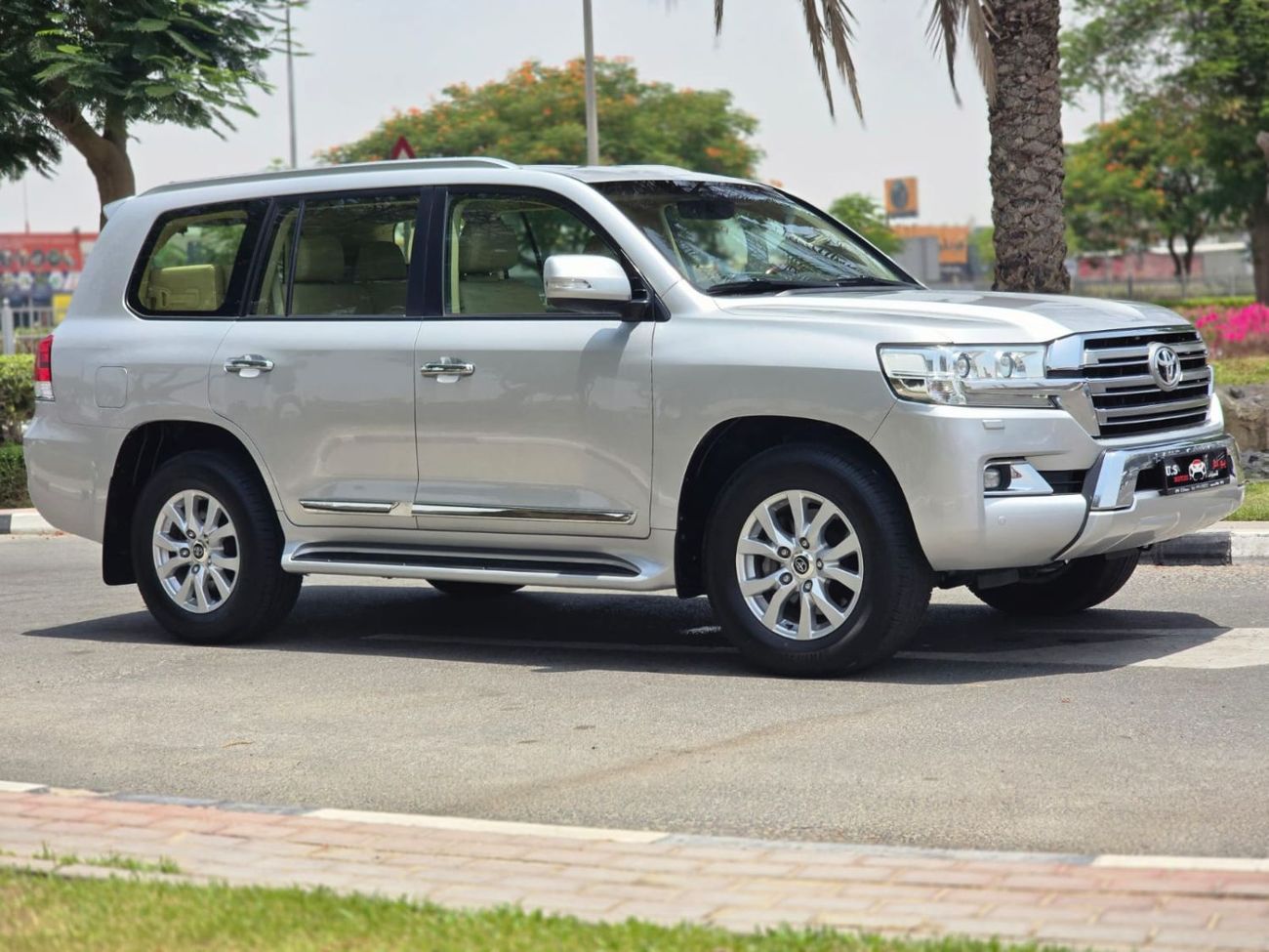 تويوتا لاند كروزر GXR 4.6L