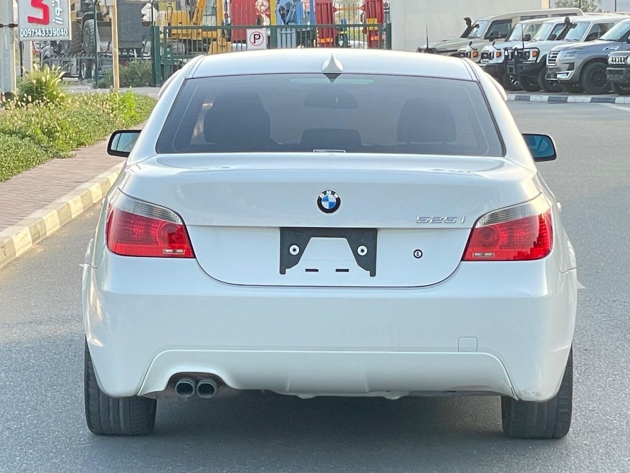 بي أم دبليو 525i STD