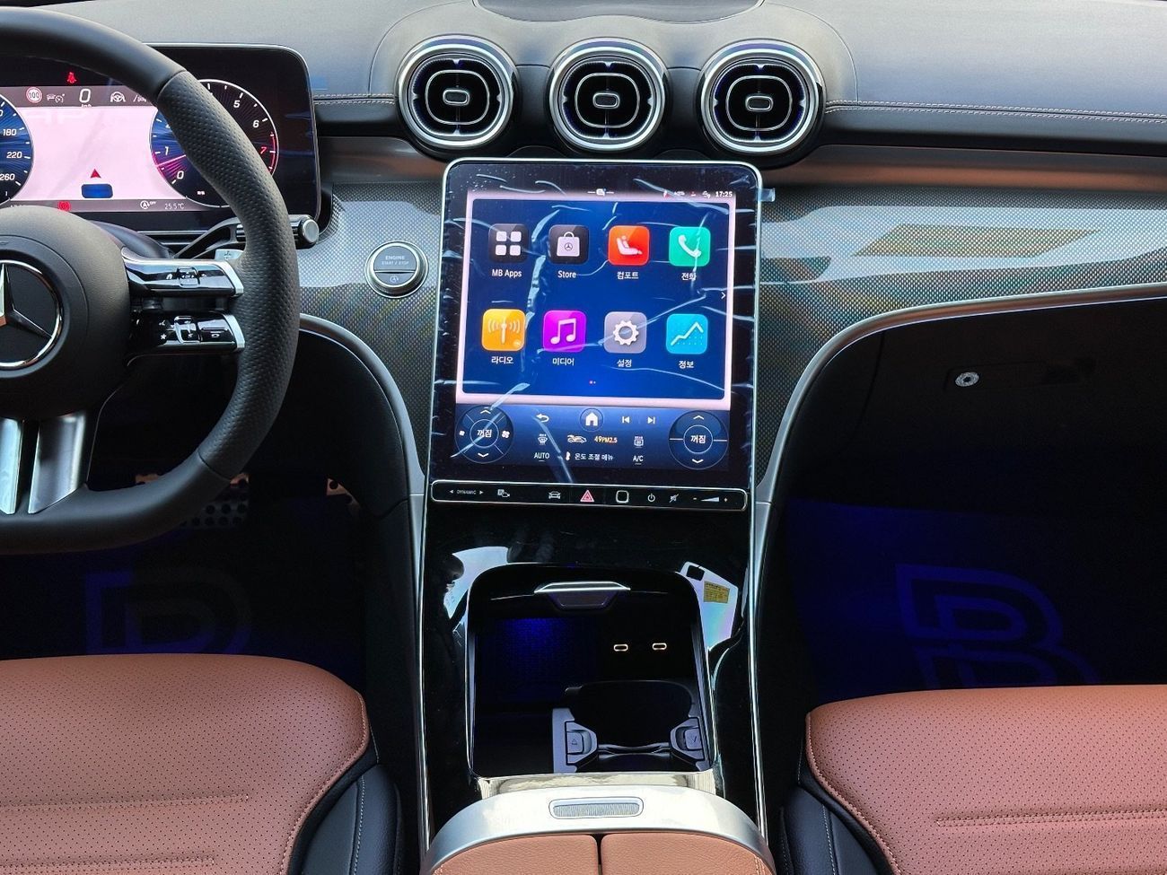 مرسيدس بنز C 200 Premium 2.0L