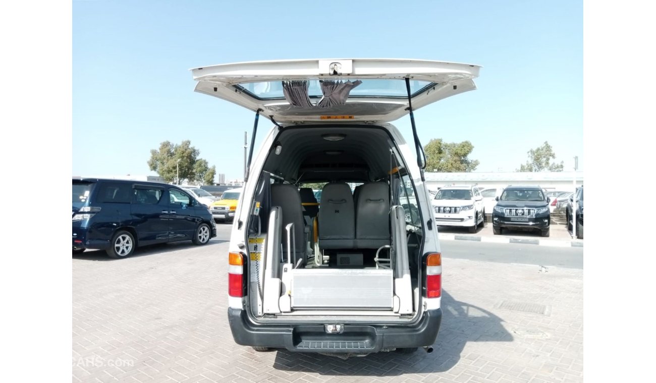 تويوتا هاياس TOYOTA HIACE RIGHT HAND DRIVE (PM947)