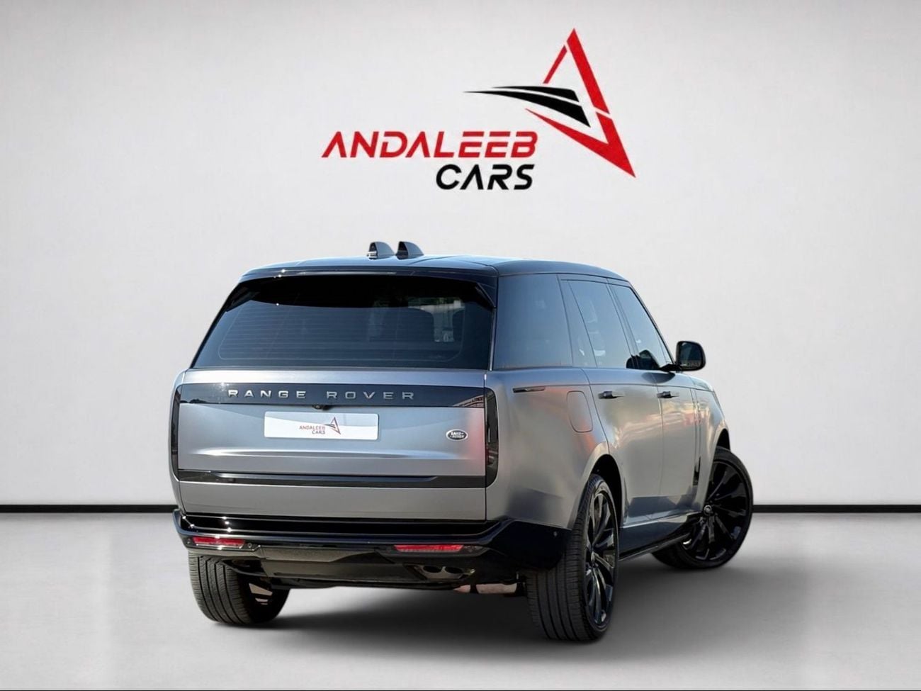 لاند روفر رينج روفر AED 10,240 P.M | 0% DOWN PAYMENT | RANGE ROVER VOGUE AUTOBIOGRAPHY | 4.4L TWIN-TURBO V8 – 523 HP | F
