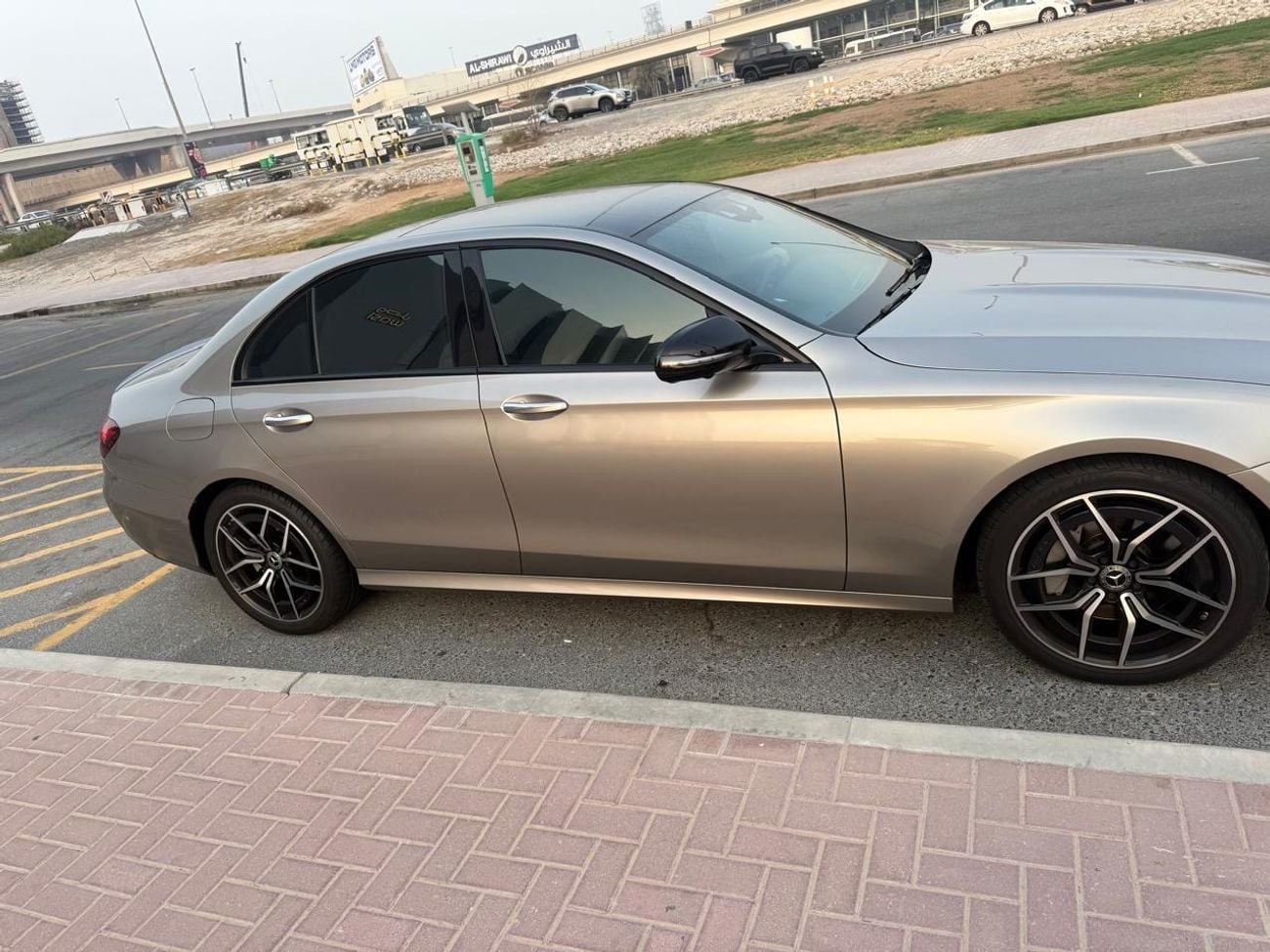 مرسيدس بنز E300