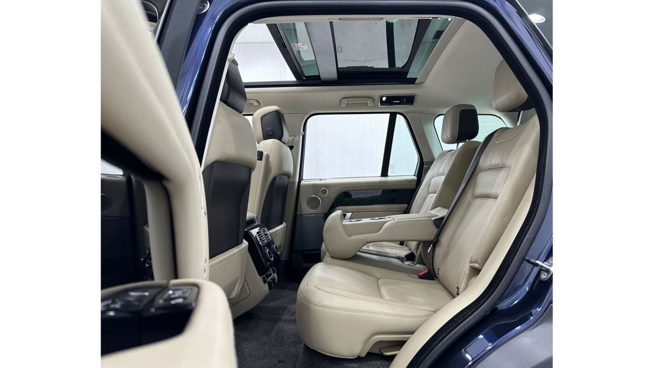Land Rover Range Rover 2018 Range Rover Vogue HSE, May 2025 Warranty , Full Service History, GCC
