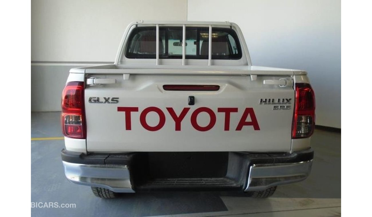 Toyota Hilux 2.4 LTR DIESEL FULL OPTION 4WD