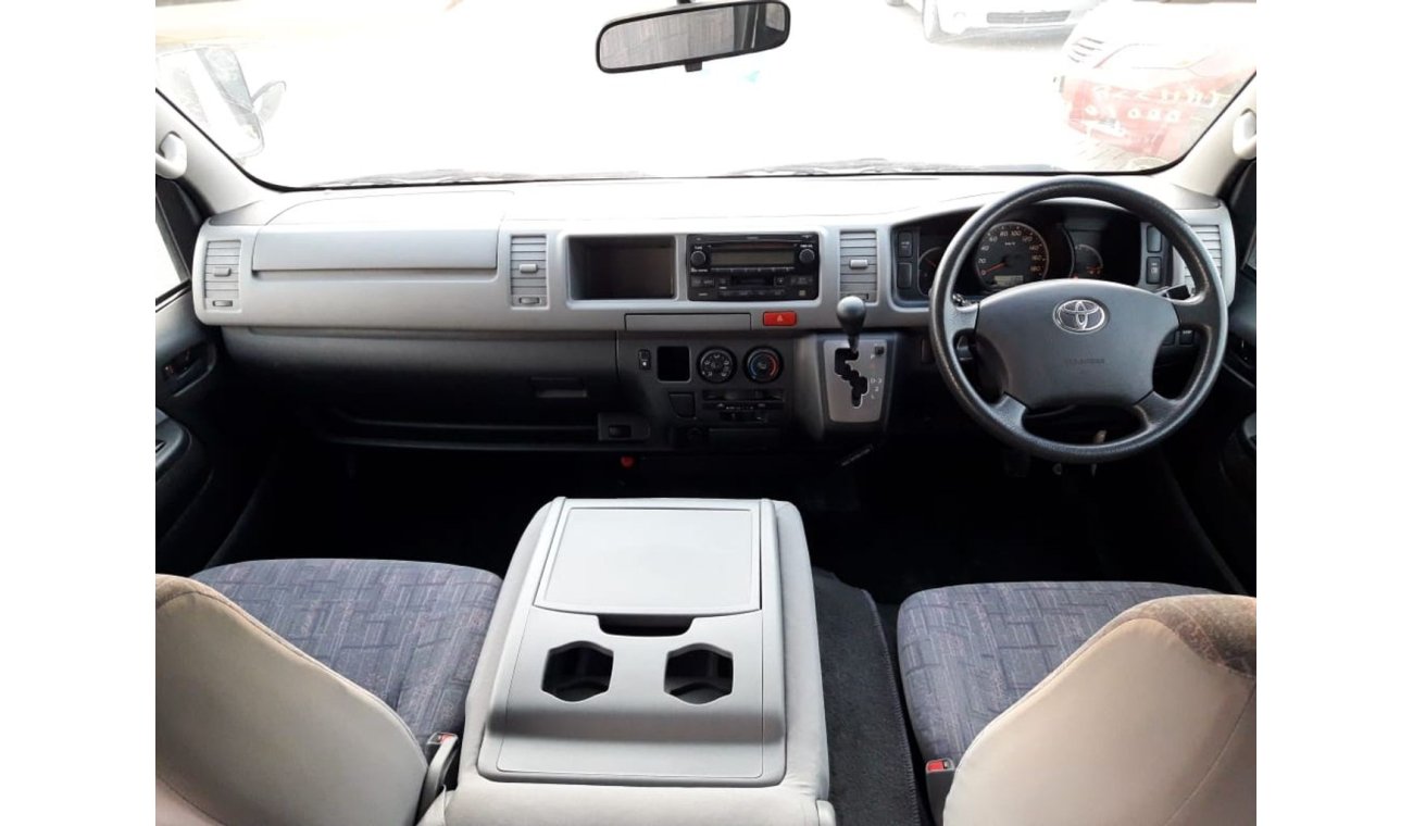 تويوتا هاياس Hiace RIGHT HAND DRIVE (Stock no PM 339 )