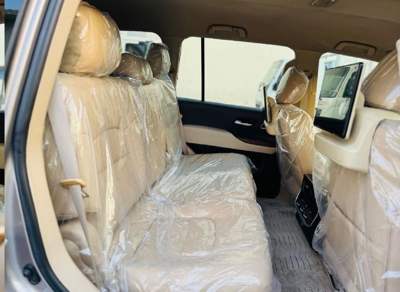 تويوتا لاند كروزر 2016 Model Facelift to Lc300 2025 Shape Exterior and Interior Both Full Complete Upgraded with Dashb