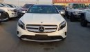 مرسيدس بنز GLA 180 Right-Hand Low Km Auto Perfact Inside and out side