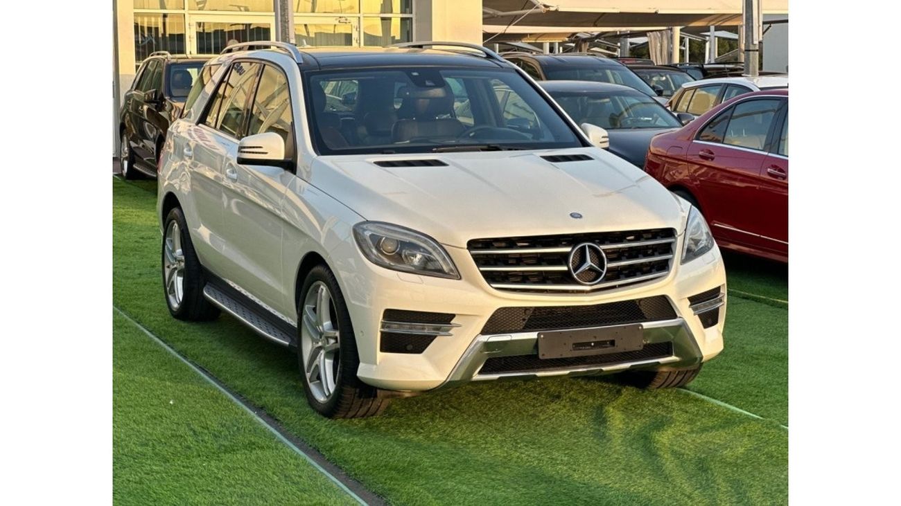 Mercedes-Benz ML 350 AMG MODEL 2013 GCC CAR PERFECT CONDITION INSIDE AND OUTSIDE FULL OPTION PANORAMIC ROOF