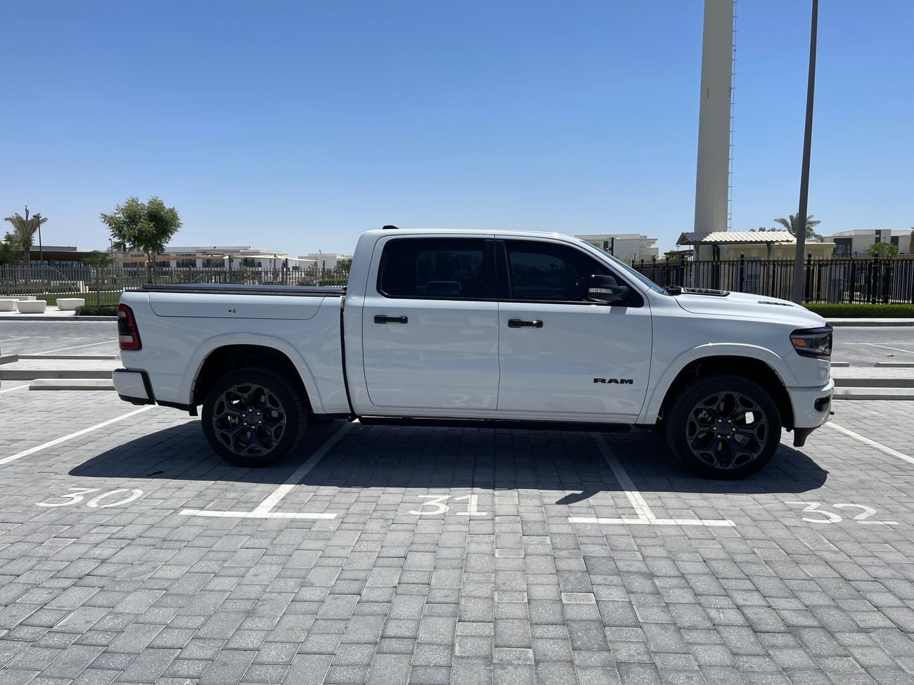 رام 1500 LIMITED