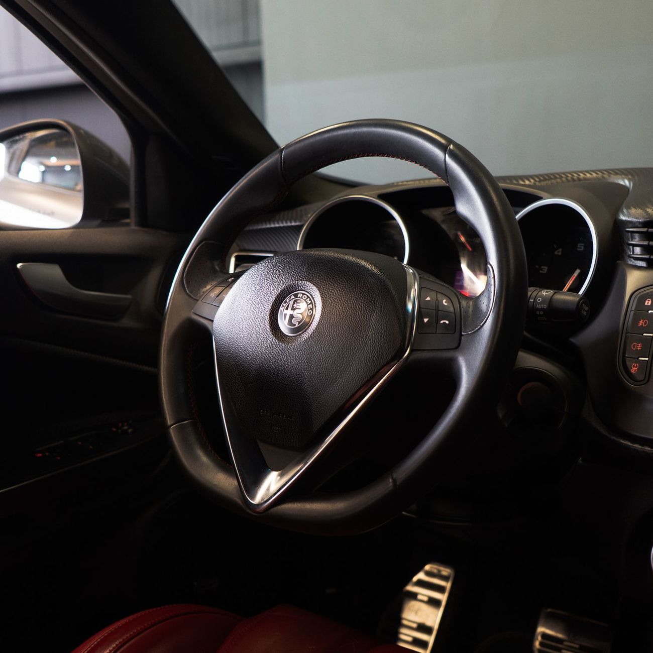 Alfa Romeo Giulietta AED 861 pm • 0% Downpayment • Alfa Romeo Giulietta • Agency Warranty