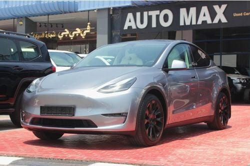 Tesla Model Y LONG RANGE