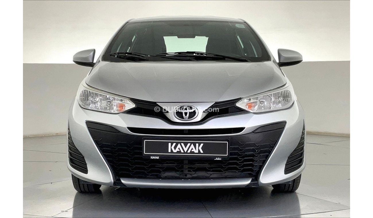 Toyota Yaris SE / E