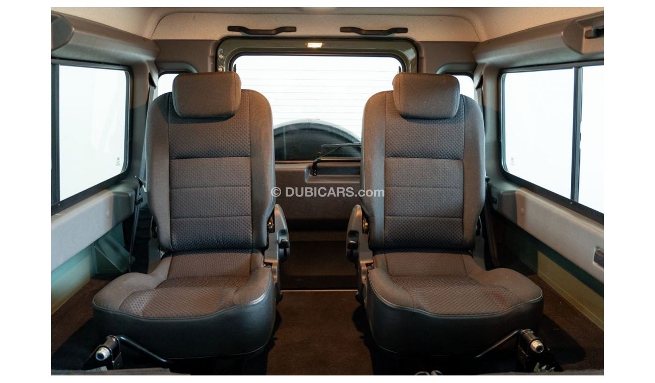 لاند روفر ديفندر 2015 Land Rover Defender 110 Station Wagon / Full Al Tayer Service History / One Owner