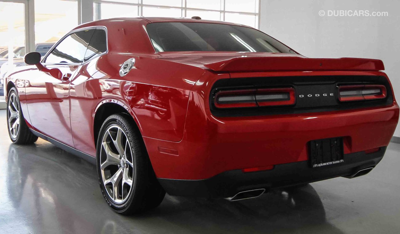 Dodge Challenger R/T HEMI