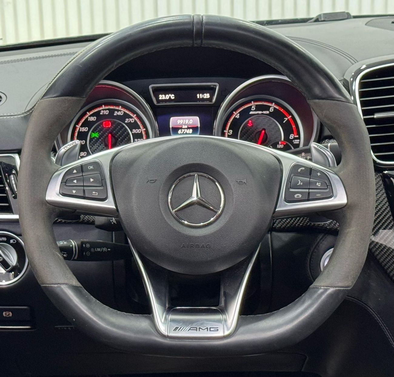 مرسيدس بنز GLE 63 AMG 2017 Mercedes-AMG GLE 63 S 4MATIC Coupe, Fully Loaded, Service History, GCC