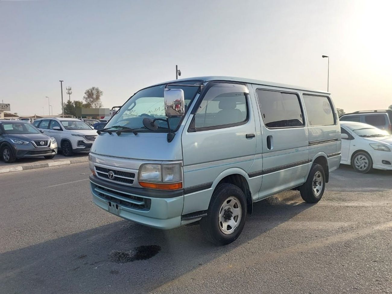 Toyota Hiace TOYOTA HIACE VAN RHD 1999 MODEL 3.0 L DIESEL MANUAL(PM01625)