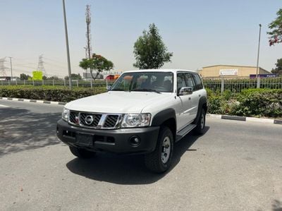 Nissan Patrol Safari GL 4.8L A/T (7 Seater)