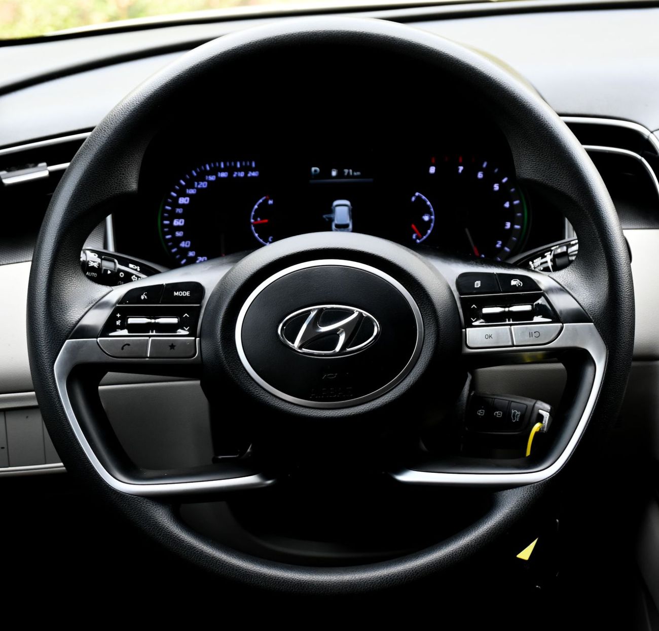 هيونداي توسون 2.0L Smart (FWD)