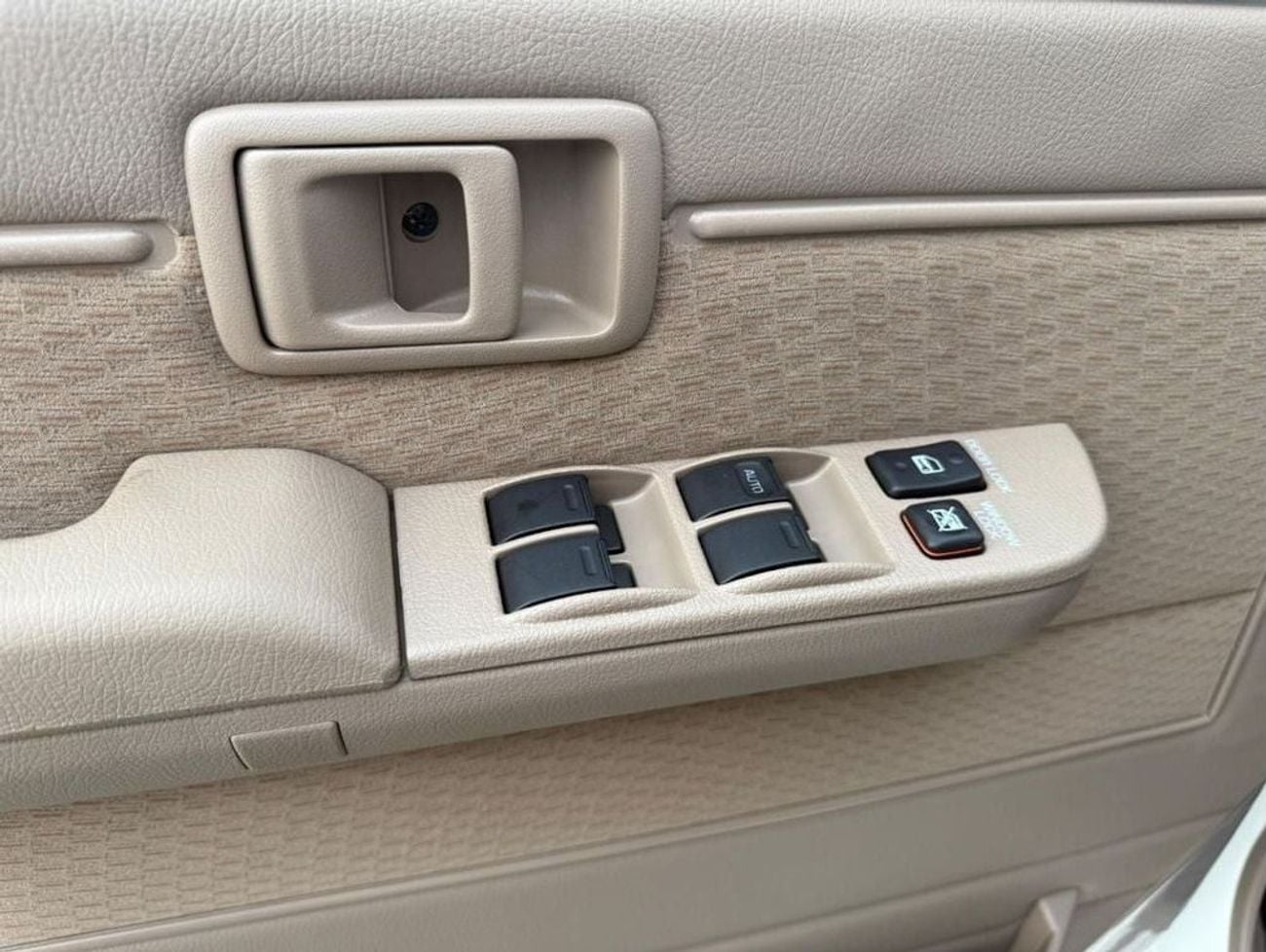 تويوتا لاند كروزر 70 EXPORT ONLY - LC 78- 2.8L - DIESEL - MANUAL