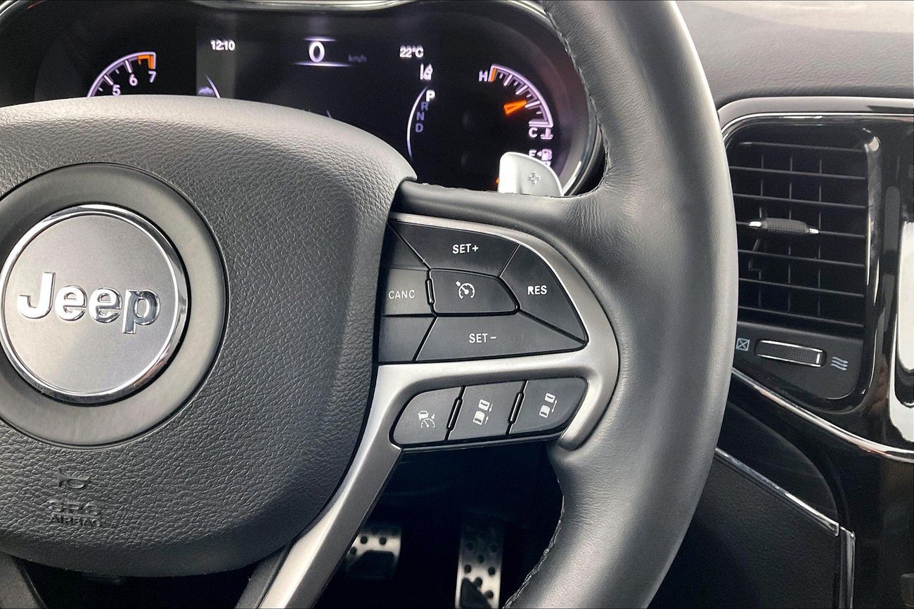 جيب جراند شيروكي 80th Anniversary Edition | شامل الضمان | 0 ﺪﻔﻋﺓ ﺃﻮﻟﻯ