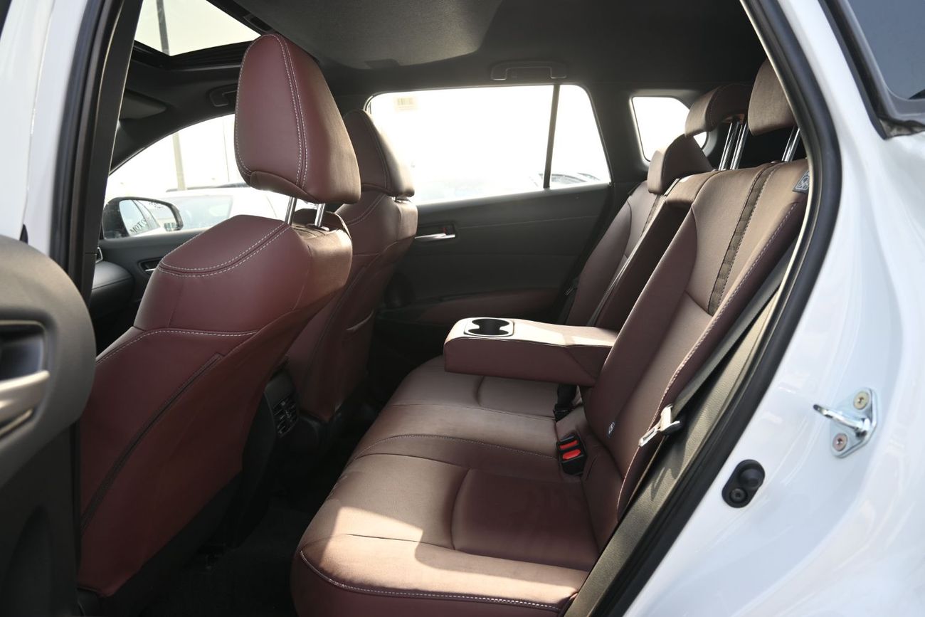 تويوتا كورولا كروس Toyota Corolla Cross 1.8L Hybrid FWD GCC, Model 2025, Color White
