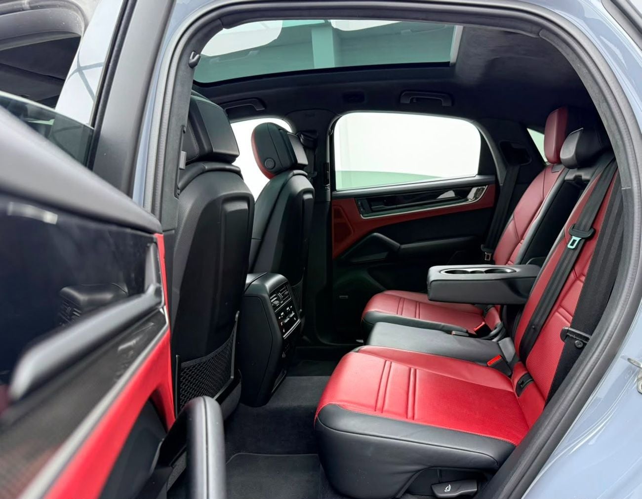 Porsche Cayenne 2024 Porsche Cayenne S Coupe, Warranty, Full Service History, Excellent Condition, GCC