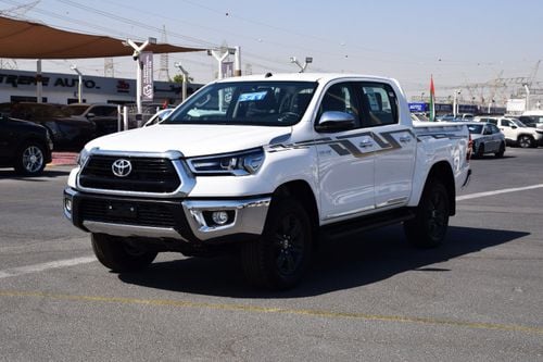 تويوتا هيلوكس 2.7L (4x4) Petrol SR5