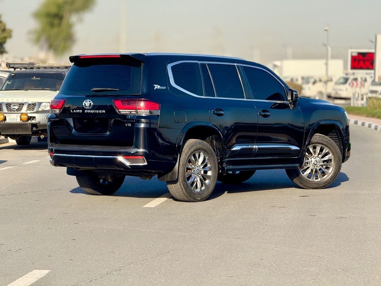 Toyota Land Cruiser Toyota Land Cruiser model 2016 V8 fuel petrol