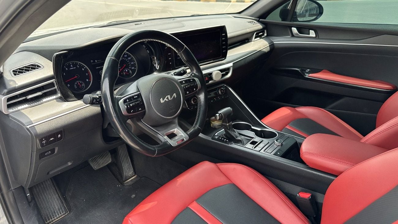 Kia K5 GT-LINE 1.6L