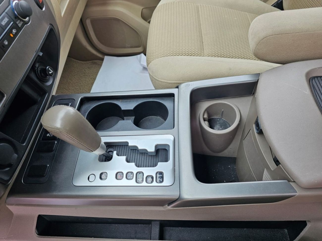 Nissan Armada SE 5.6l