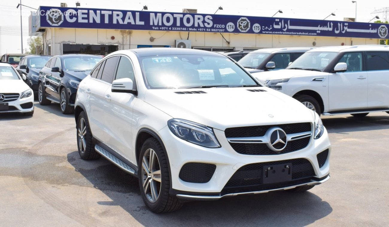 Mercedes-Benz GLE 350 Japan import 2016 Mercedes GLE350d 4Matic Coupe with panoramic roof WDC2923242A50185