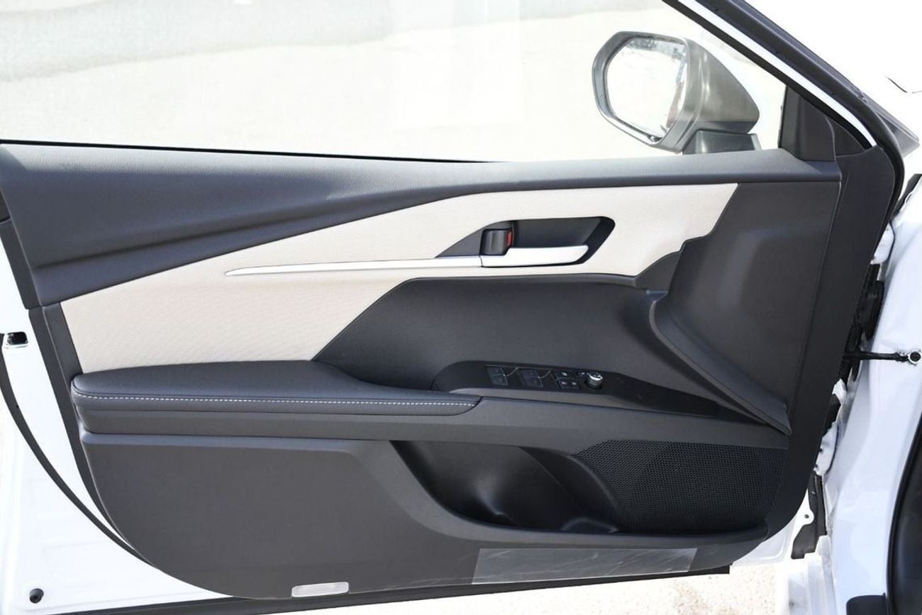 تويوتا كامري LE 2.5L HVE ( Black also available )