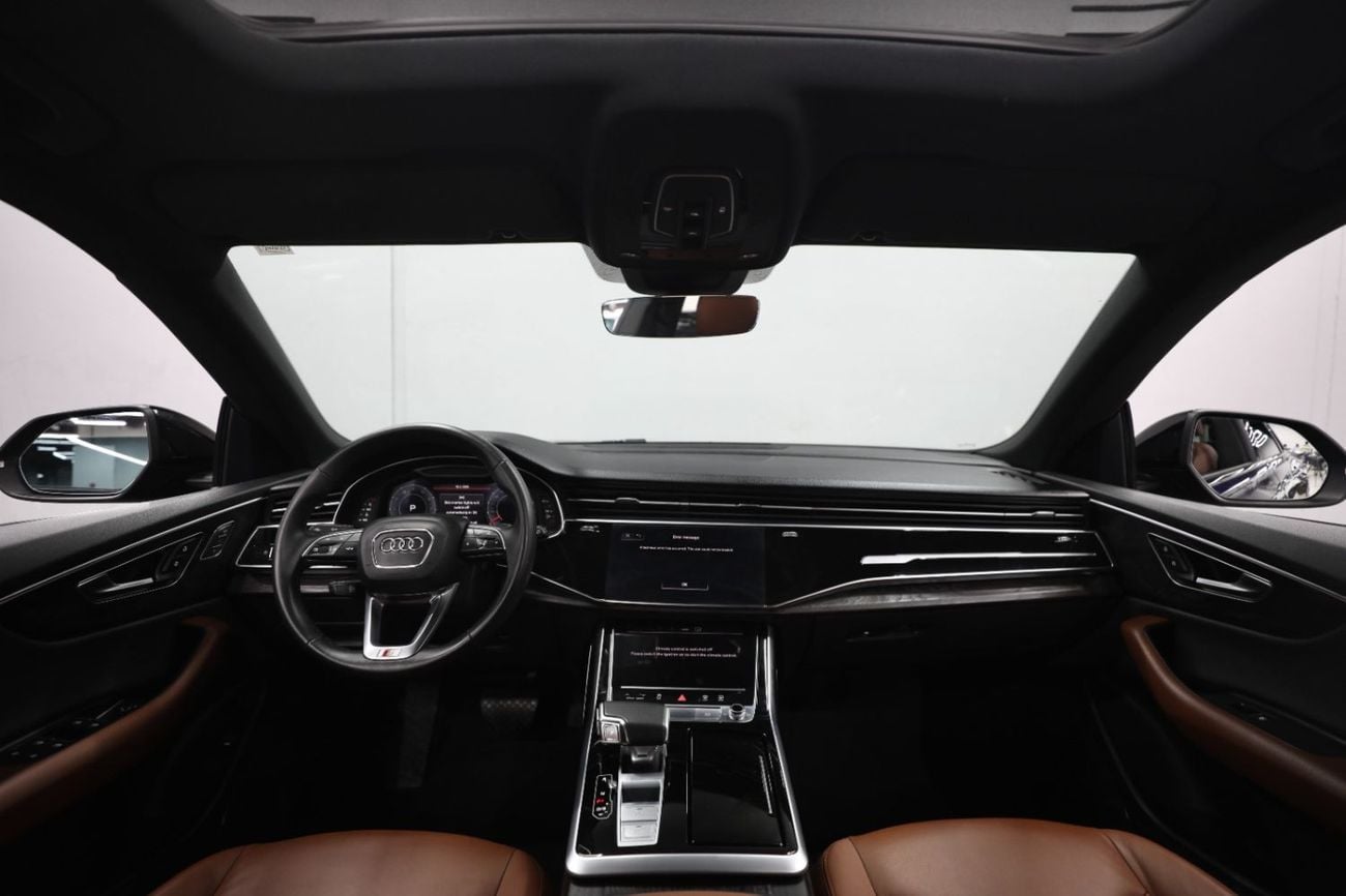 Audi Q8 55 TFSI quattro 3.0L SUV GCC | Audi Q8 55 TFSI quattro | 3,250 AED monthly | Free Registration | 3 Y