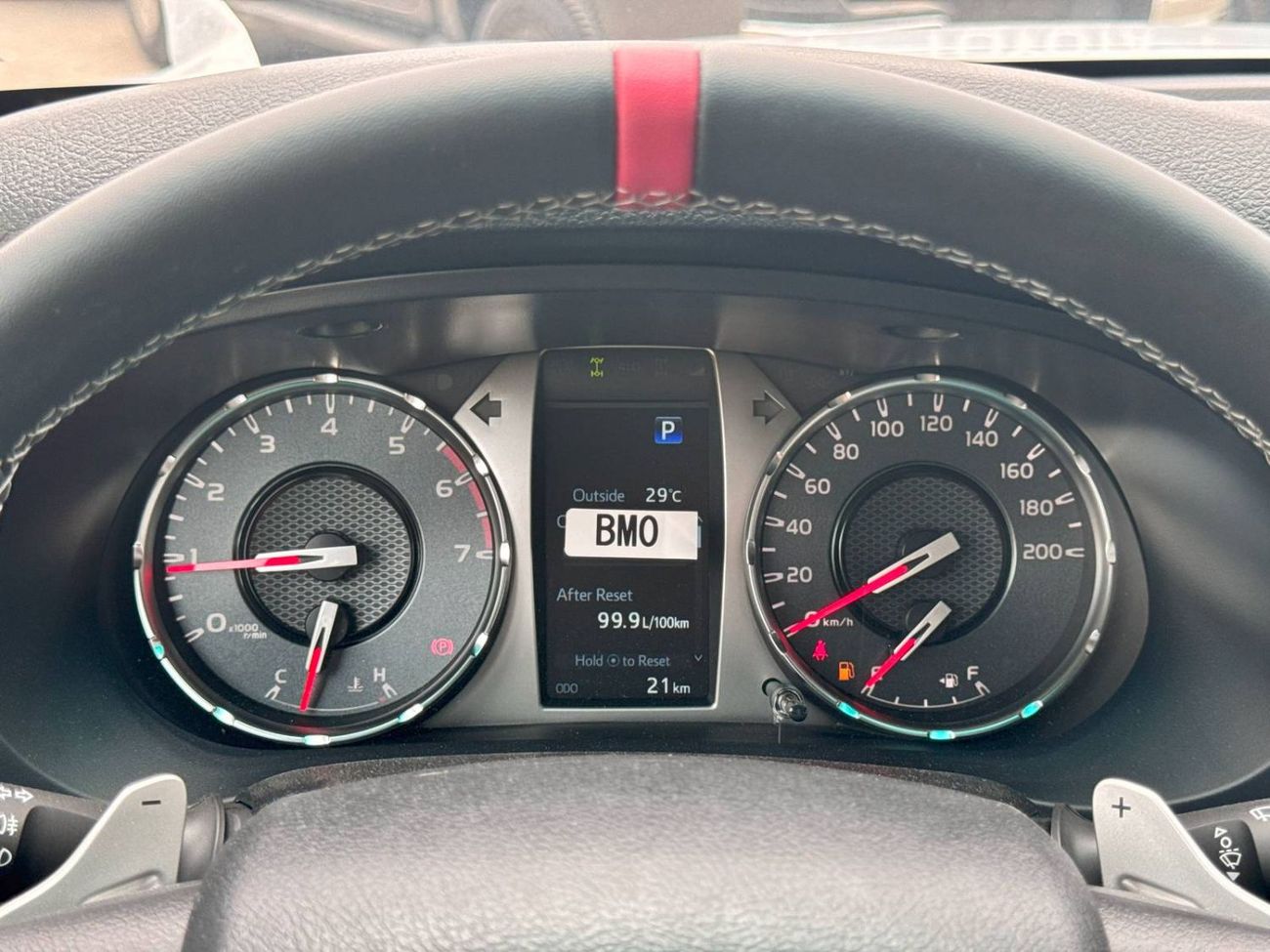 Toyota Hilux 2026 TOYOTA HILUX 4.0L GR-S RR STEP RED FLAP GCC BRAND NEW 0KM