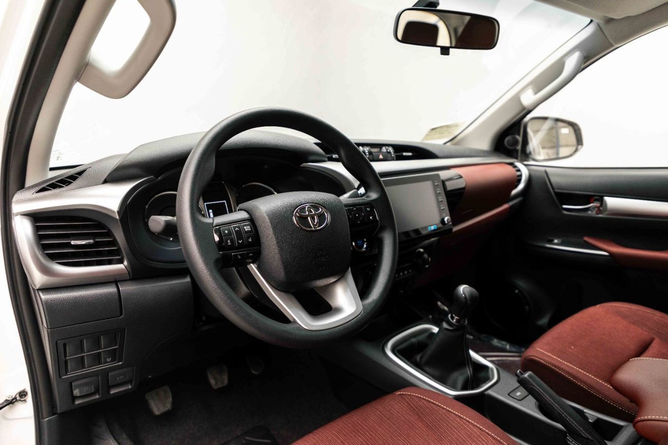 Toyota Hilux Double Cab 2.7L - Manual - Super White Inside Red | Export Only