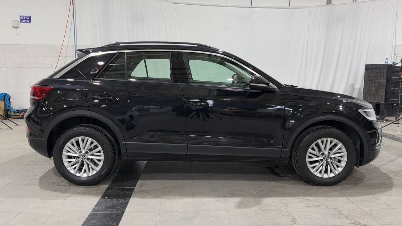 Volkswagen T-ROC LIFE 2024 LIFE+ | AED 1034/Month | 0 DP | 30 Day Return | Warranty | Service History