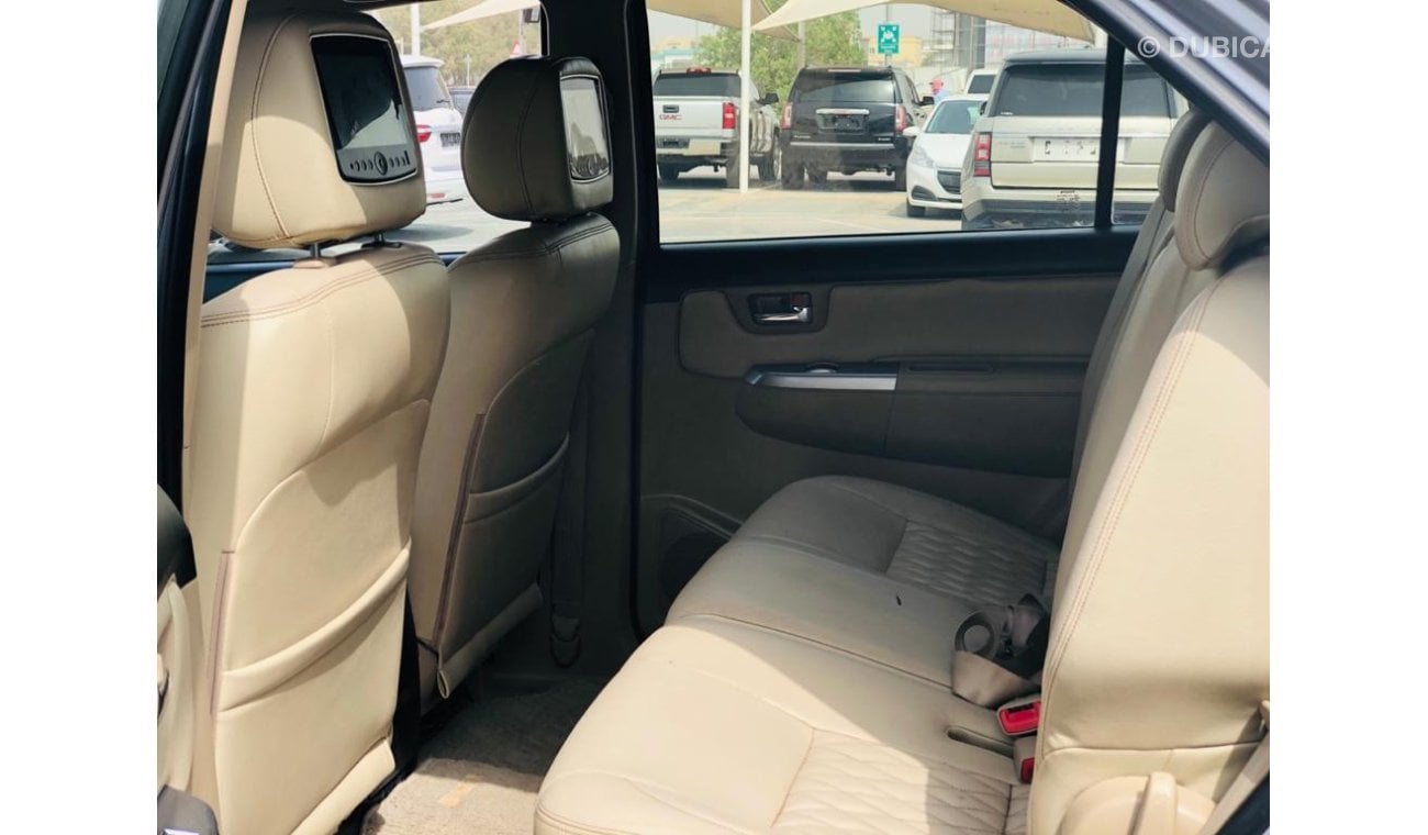 Toyota Fortuner Toyota Fortuner 2015 GCC 2.7 perfect condition