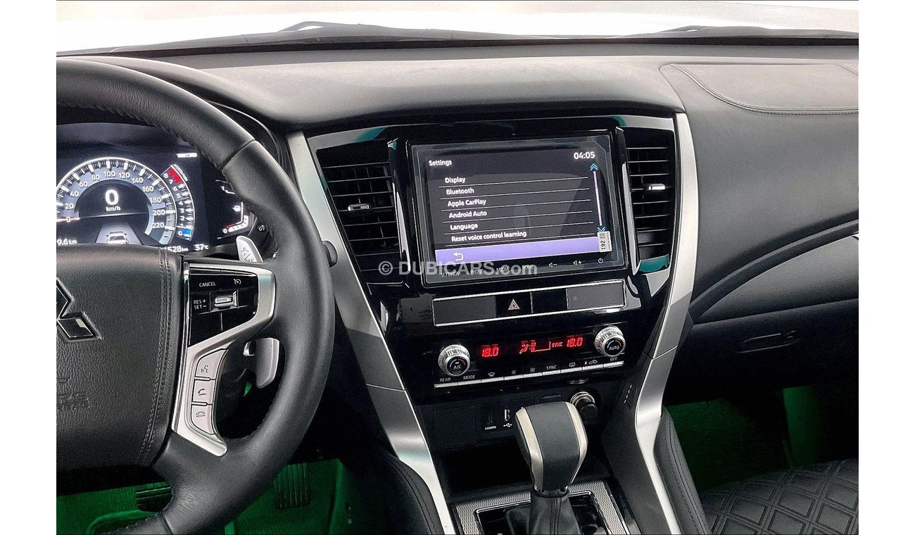 Mitsubishi Montero Signature