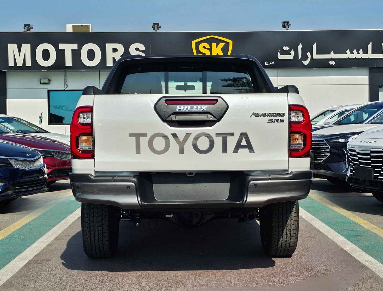 Toyota Hilux ADVENTURE, 4.0L PETROL, A/T, 360* CAMERA, "18" A/WHEELS WITH ROLL BAR  (CODE #  HPV6AF)