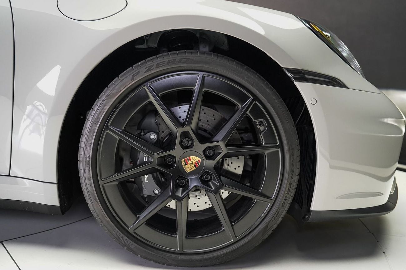 بورش 911 Carrera 3.0L (444 HP) Coupe