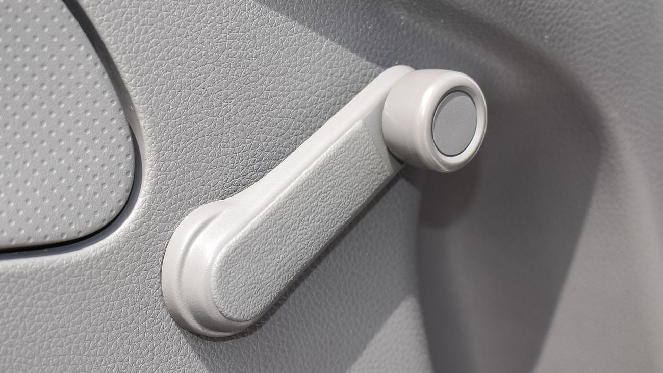 نيسان NV350 CHILLER