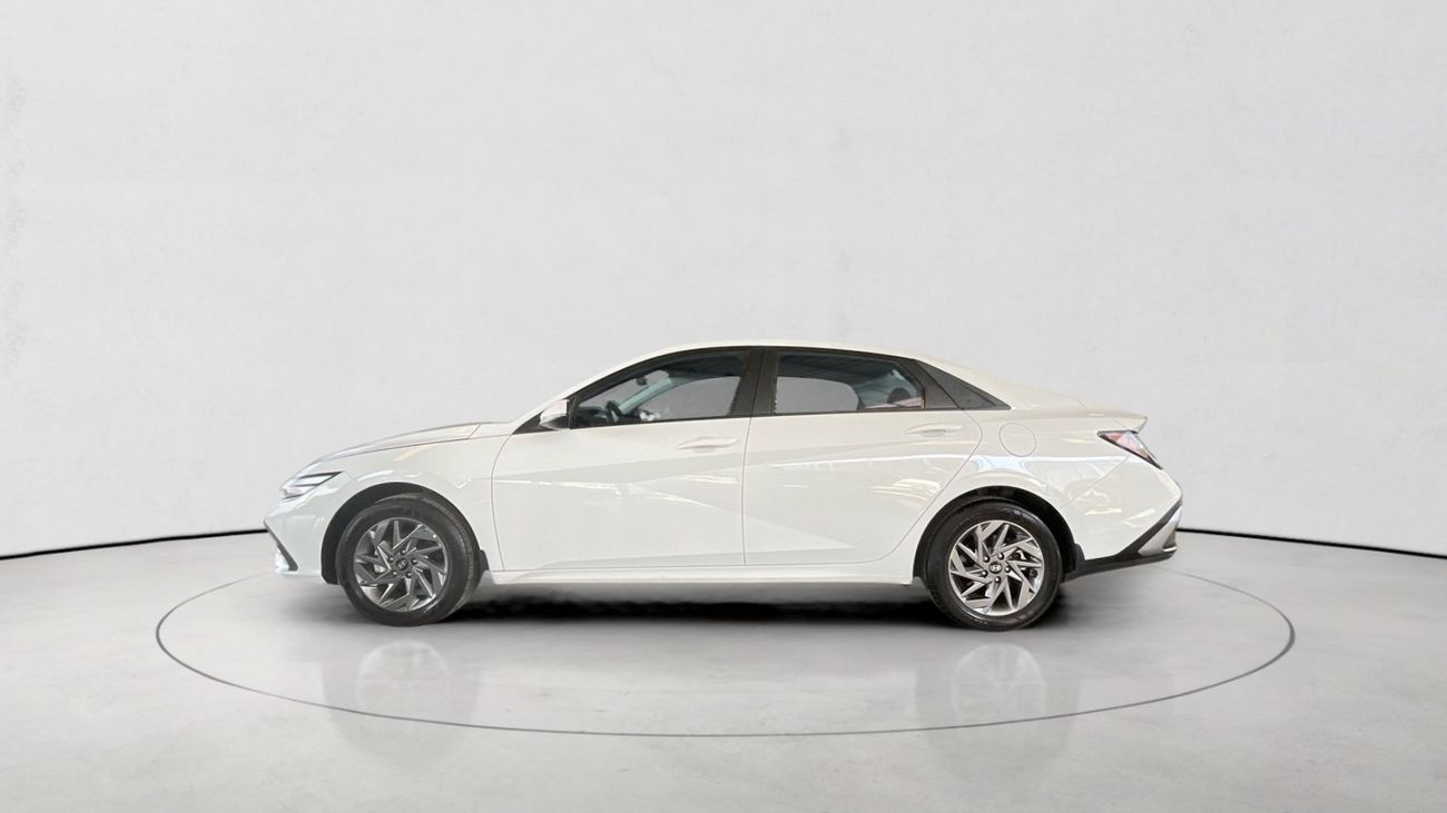 Hyundai Elantra 1.6 GL AUTO SMART | Guaranteed Warranty | 0 Down Payment