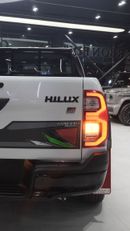 Toyota Hilux GR Sport 4.0L Hilux GR Sport - Saudi Specs 4.0L - 2025