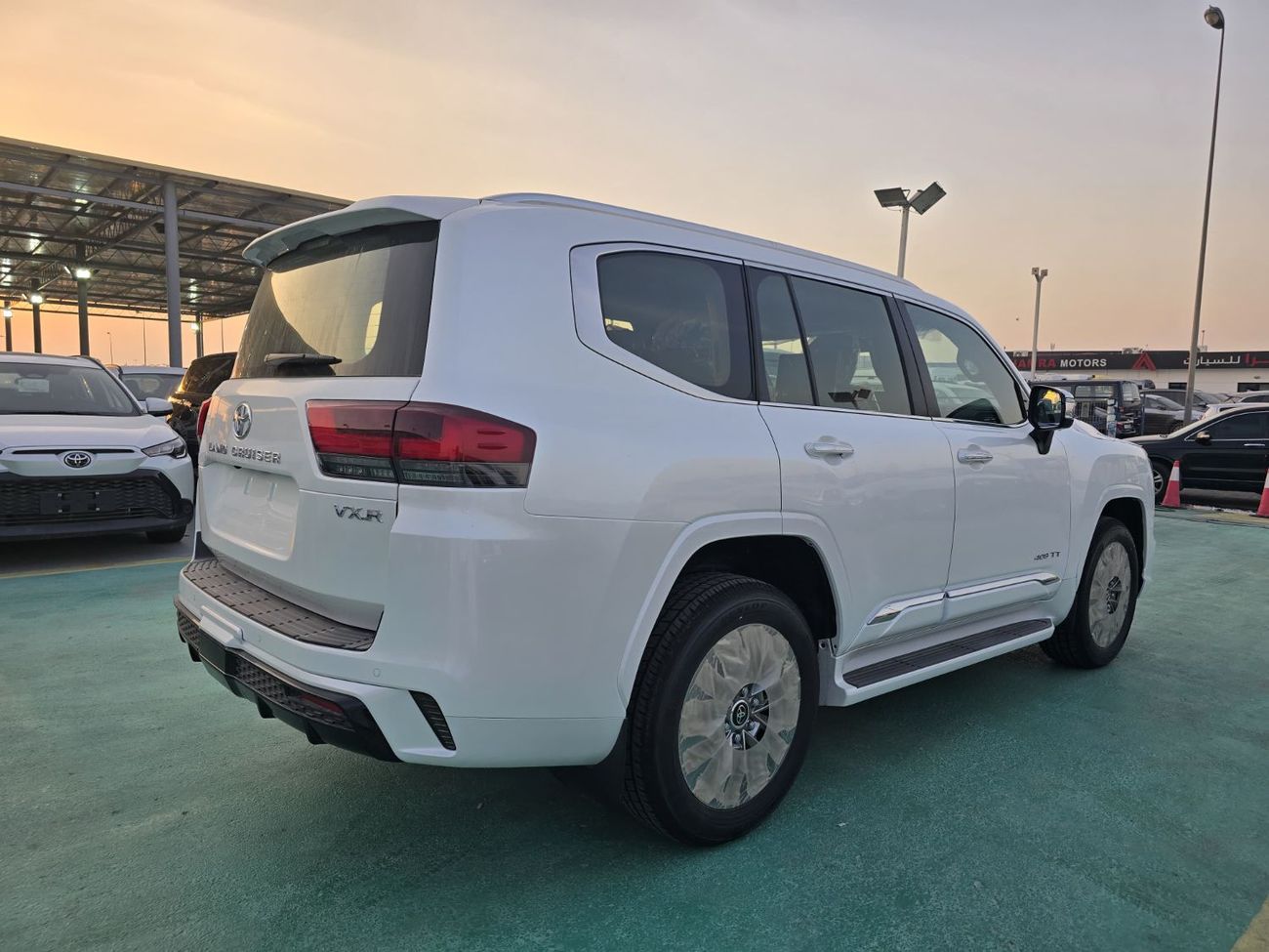 تويوتا لاند كروزر TOYOTA LANDCRUISER VXR 3.5L TURBO 2026 MODEL