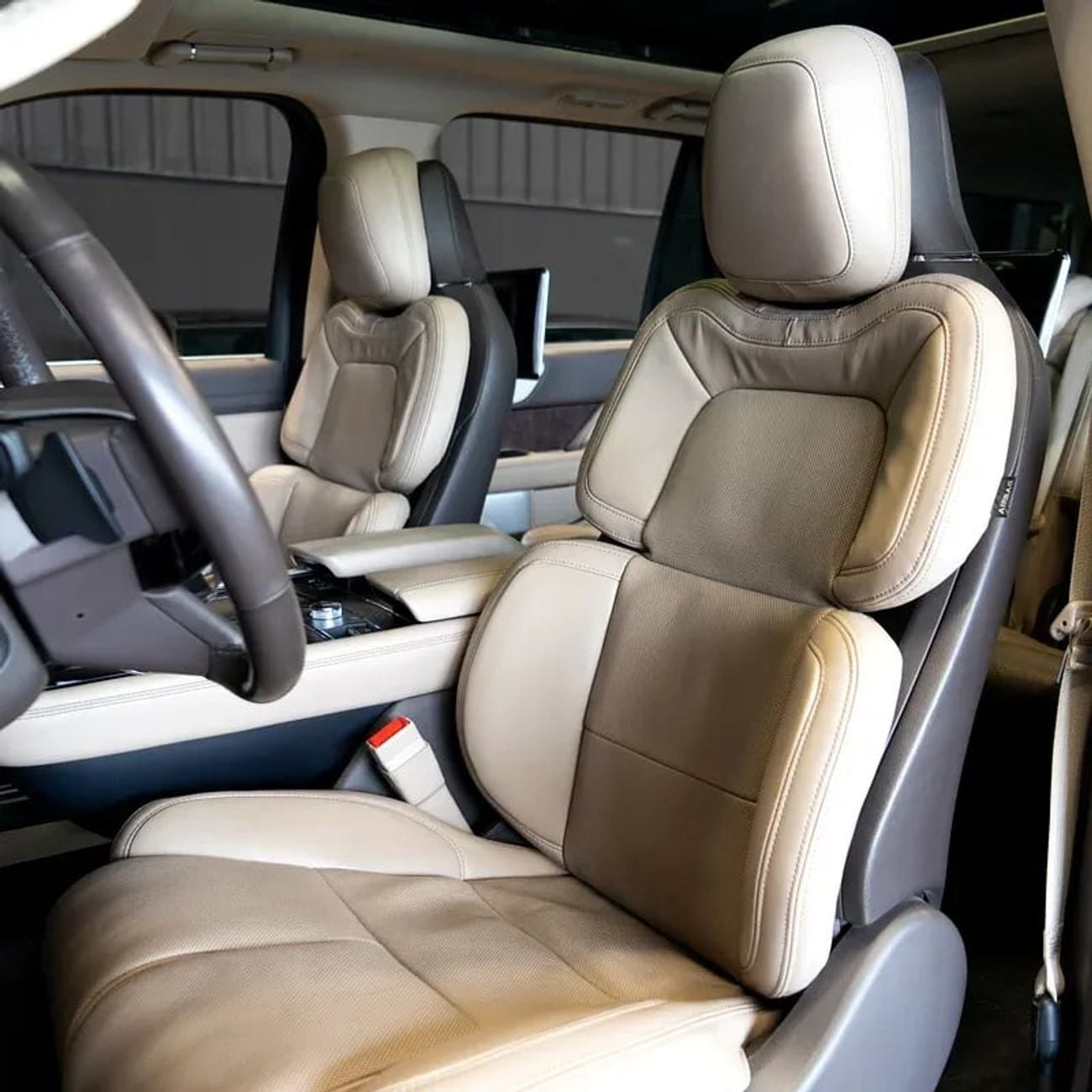 Lincoln Navigator Reserve 3.5L AED 3,257 P.M • 0% Downpayment • Navigator Reserve • 1 year warranty